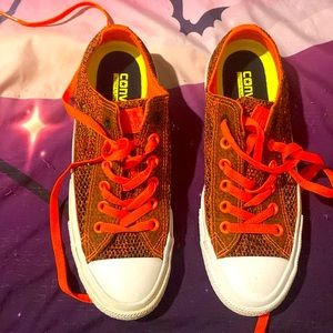 Glow in the dark Chuck Taylor Converse Like New !
